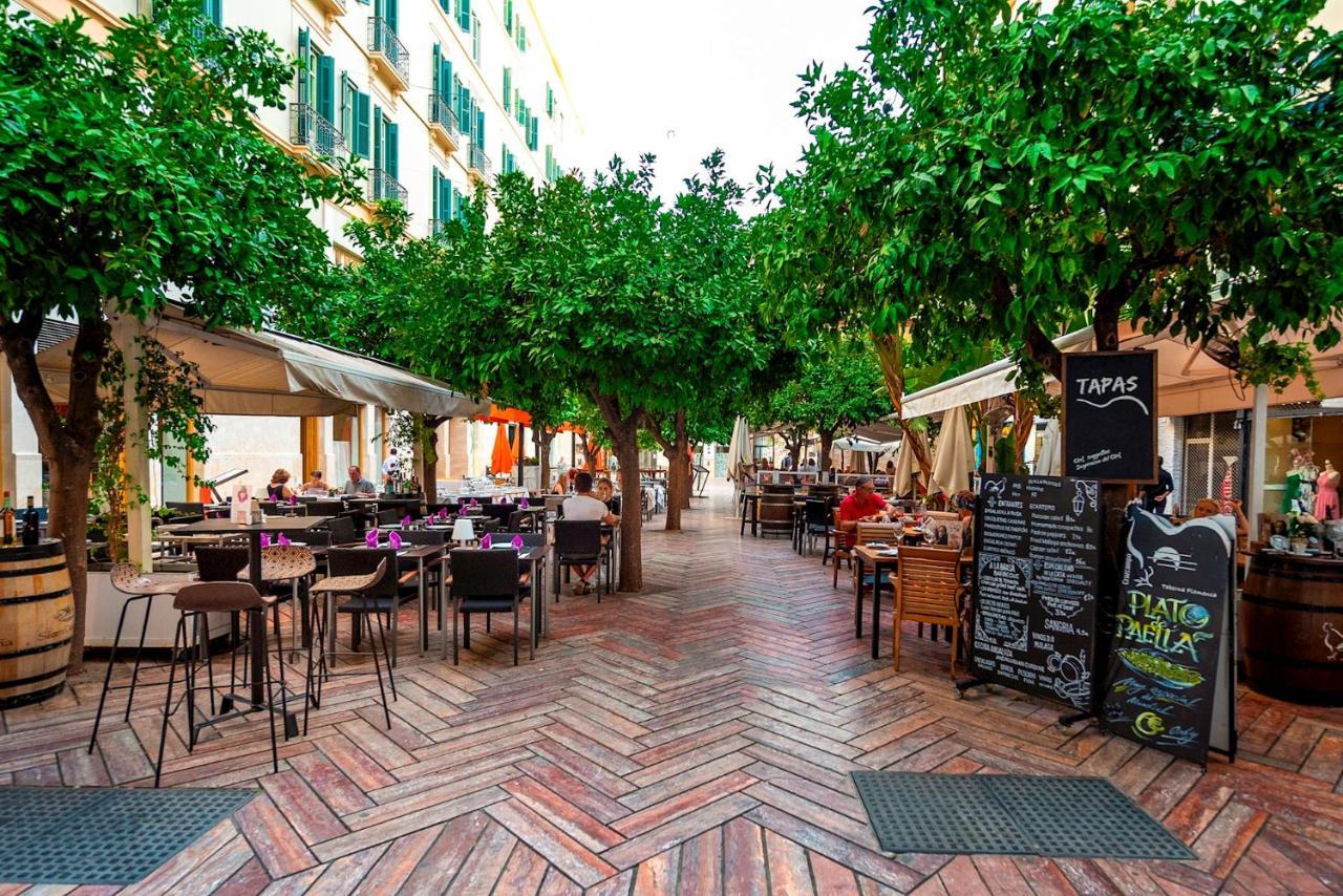 Genteel Home Plaza De Las Flores Málaga Kültér fotó